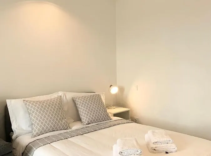 Old Town River View Aveiro